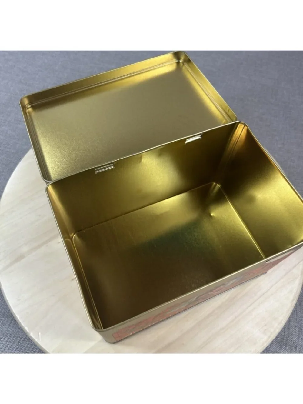 2012 Amaretti Tradizionali Italiann Cookie Tin Hinged lid Rectangle canister 7x5
